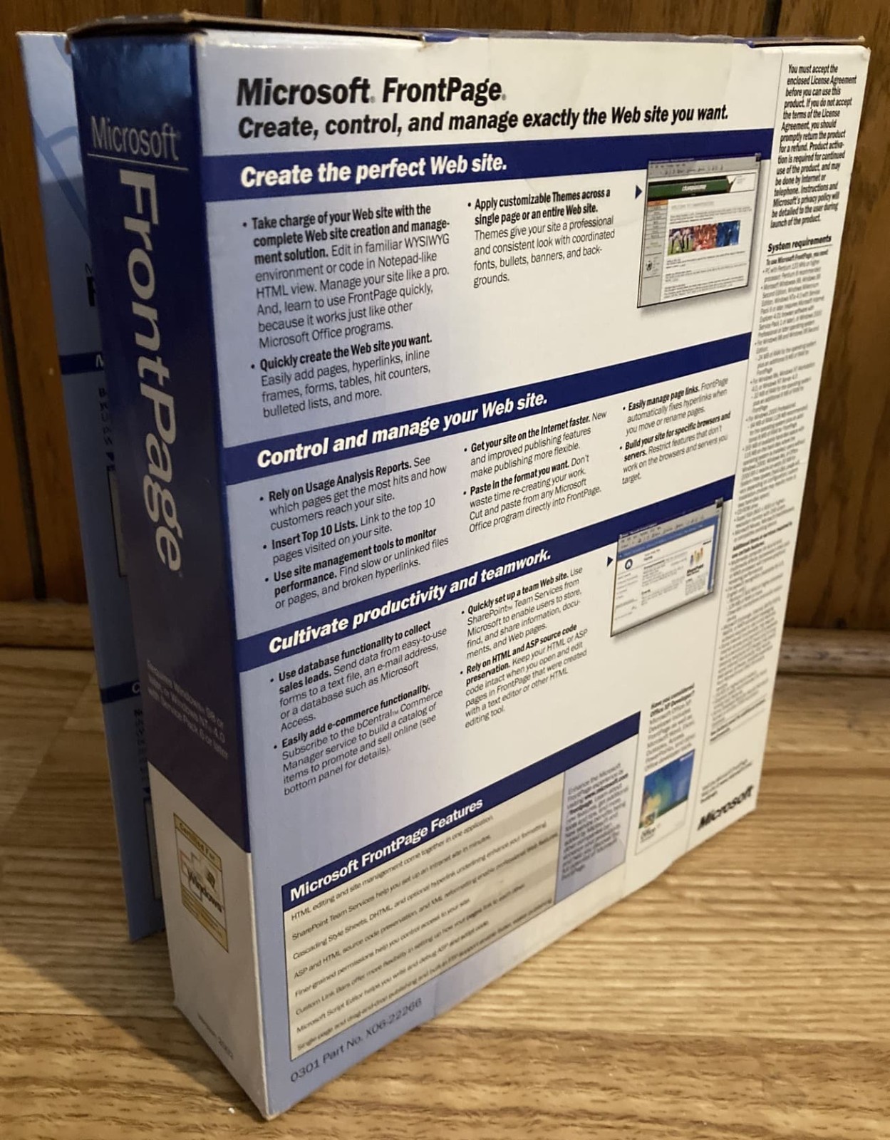 Microsoft FrontPage Version 2002, Windows 98, Complete, Used, Very Good