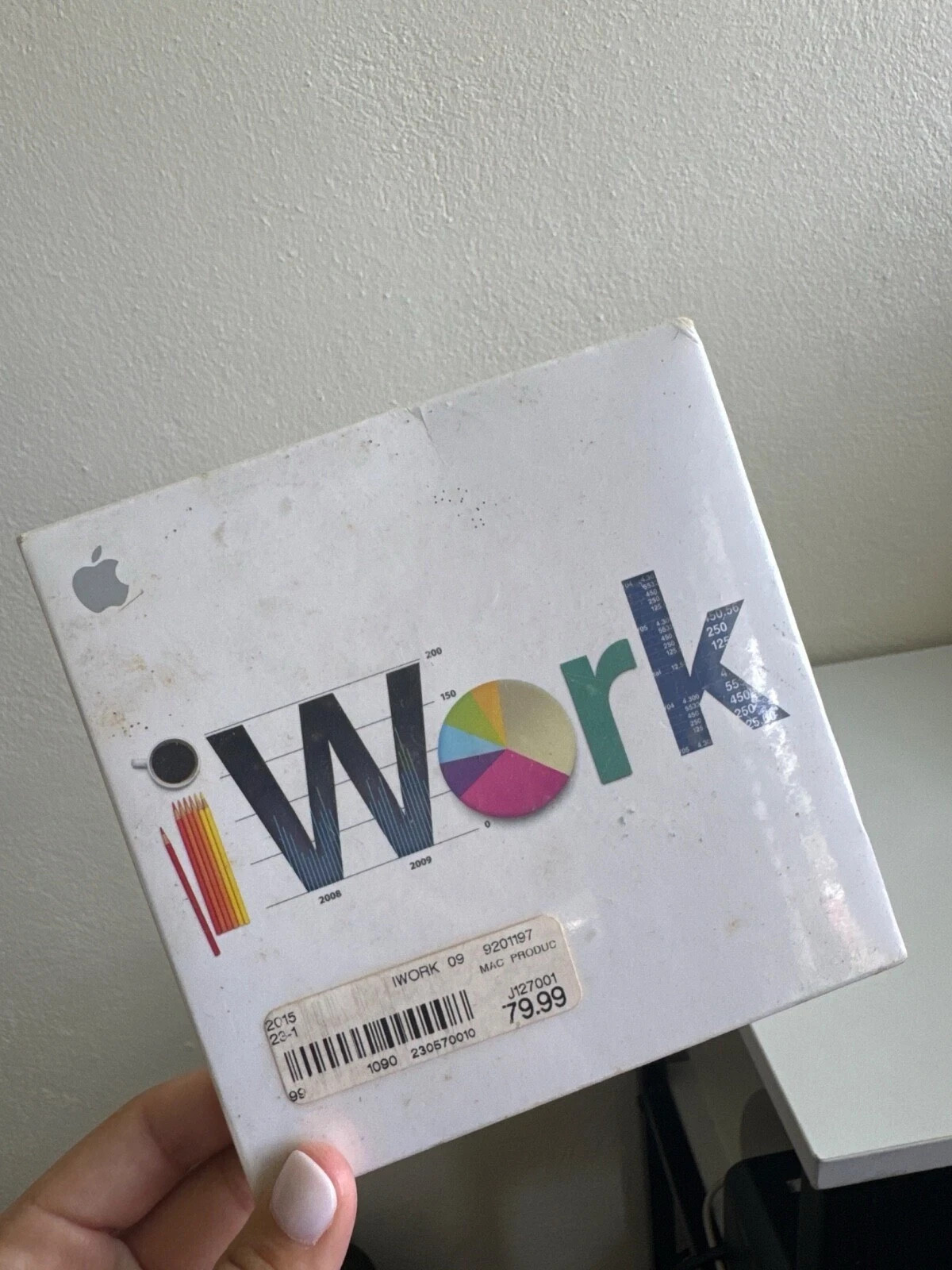 Apple iWork Retail Box – Vintage Apple Software for Mac OS (Collector’s Item)