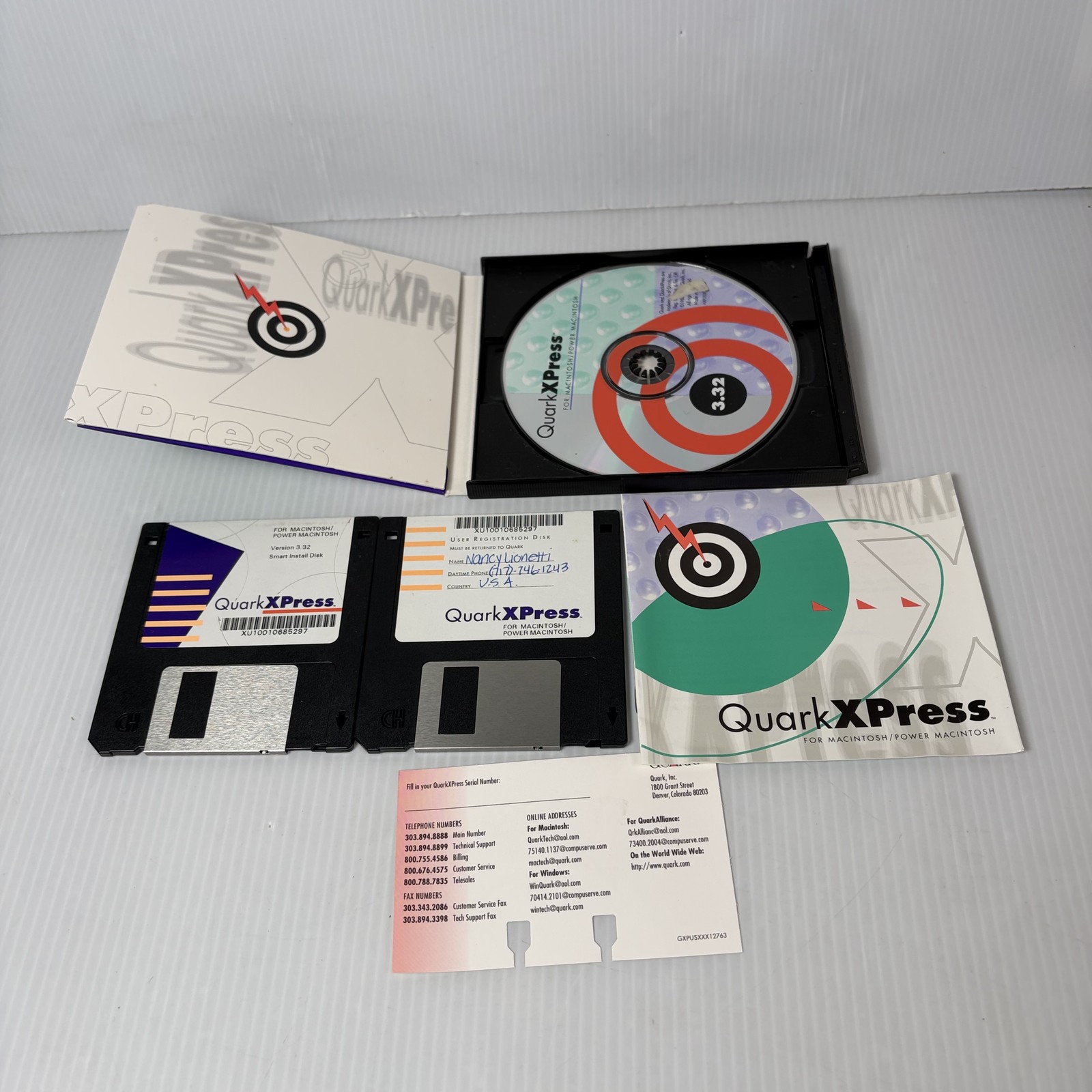 QuarkXPress 3.32 for Macintosh Power Macintosh CD & Floppy Disks Vintage