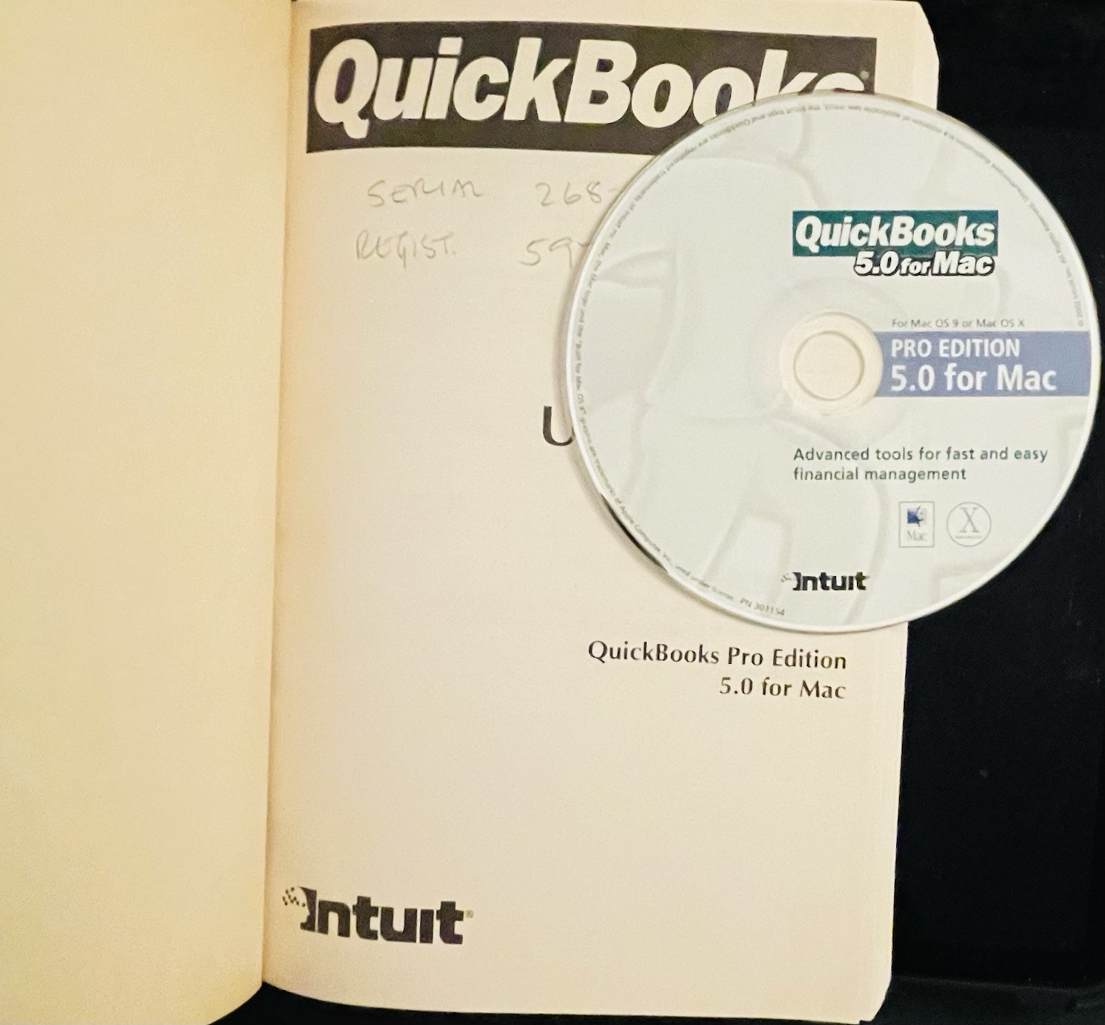 Intuit QuickBooks 5.0 For Mac 2002 Version, Book CD, Key Code Mac OS 9 or OS X