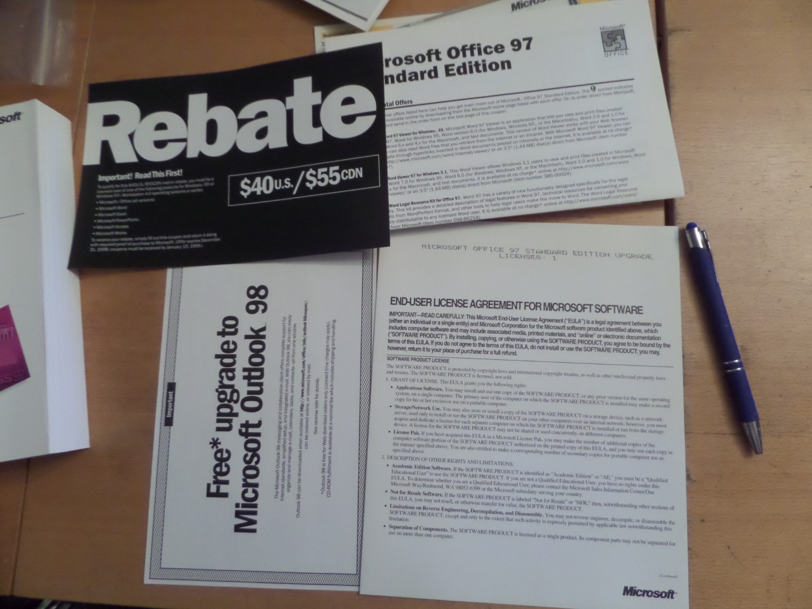 Microsoft Office 97 Professional Edition Upgrade Big Box + Manual & product key