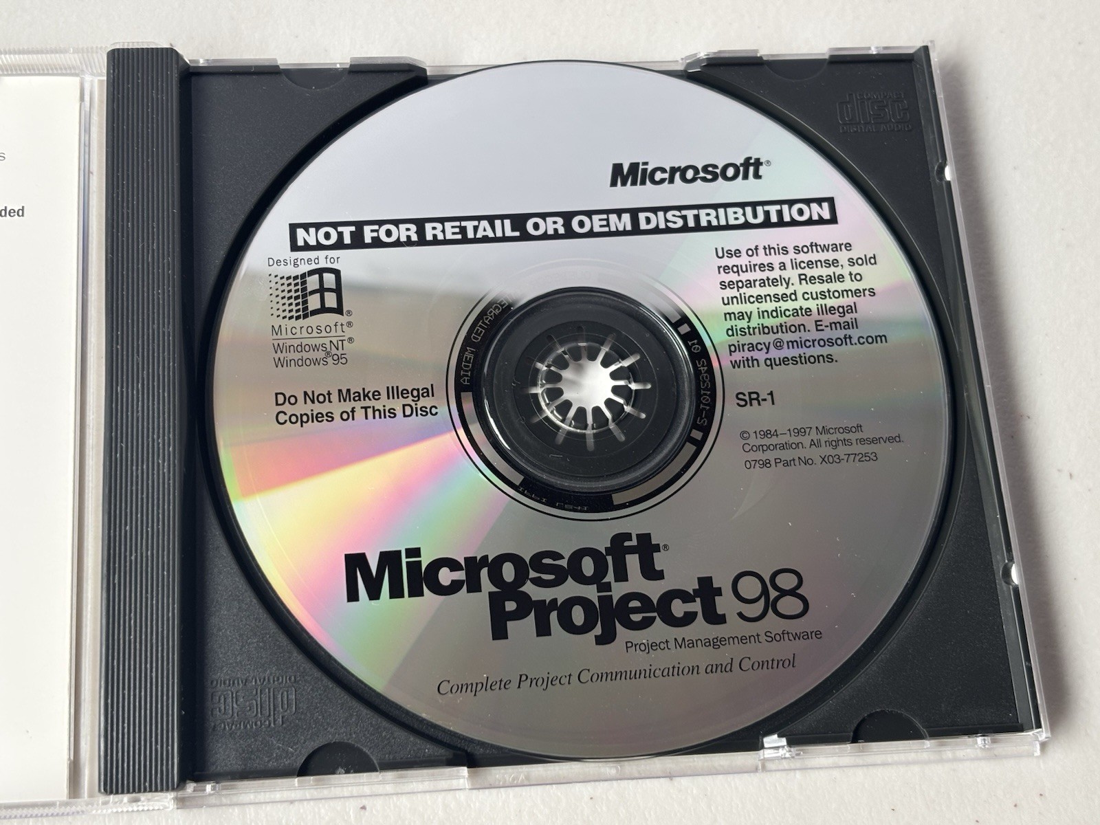 Microsoft Project 98 Software With CD Product Key Included – Near Mint Disc!