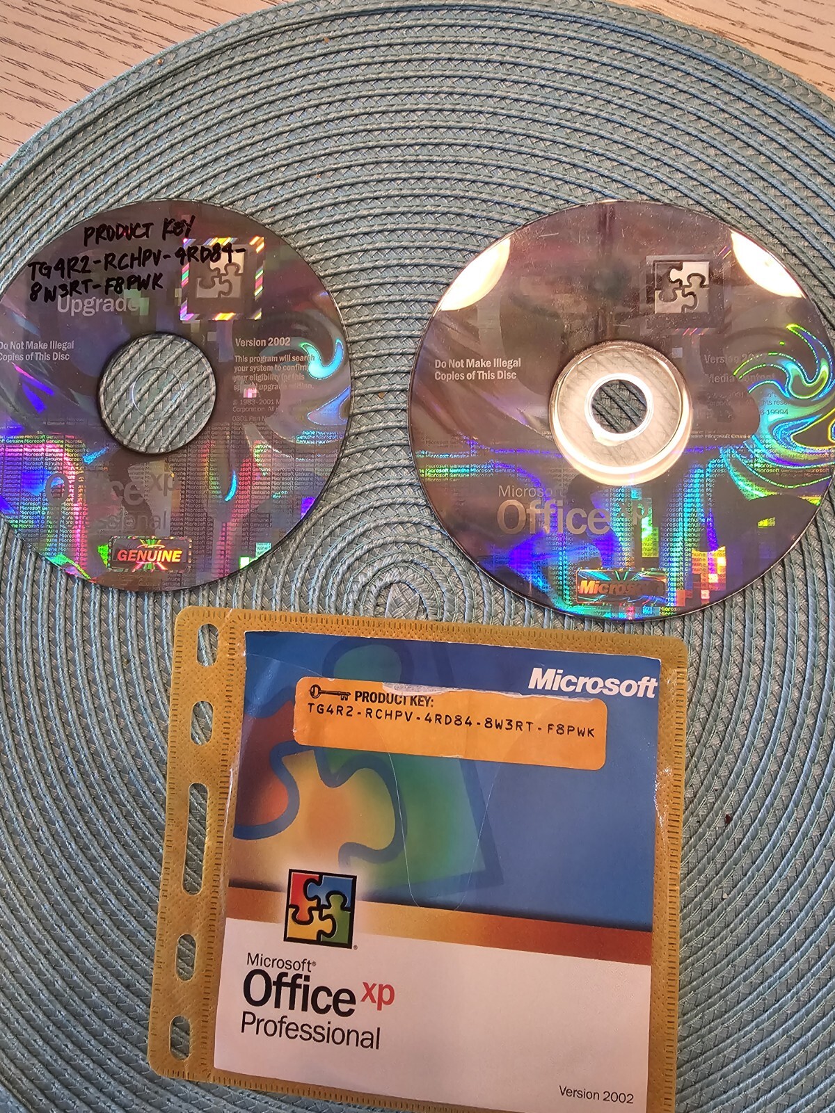 Microsoft Office XP Professional Upgrade with Serial Number
