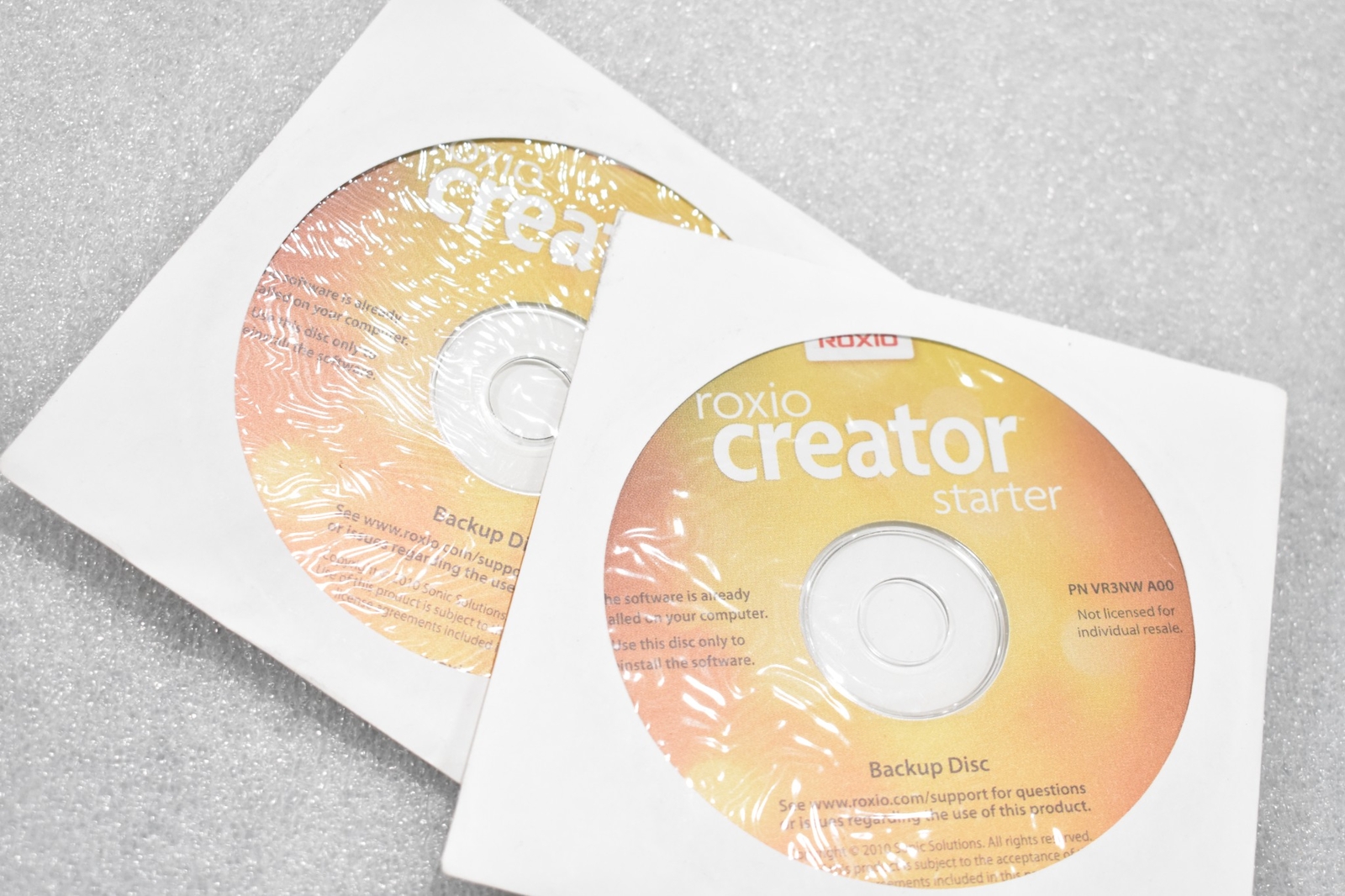 ROXIO VR3NW 0MGX2C A00 CREATOR STARTER (LOT OF 2)