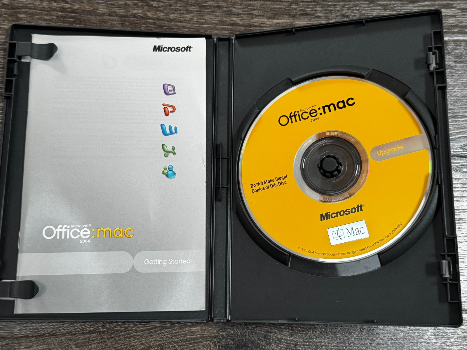 Microsoft Office 2004 for Mac Upgrade Edition Entourage Word Excel PowerPoint CD