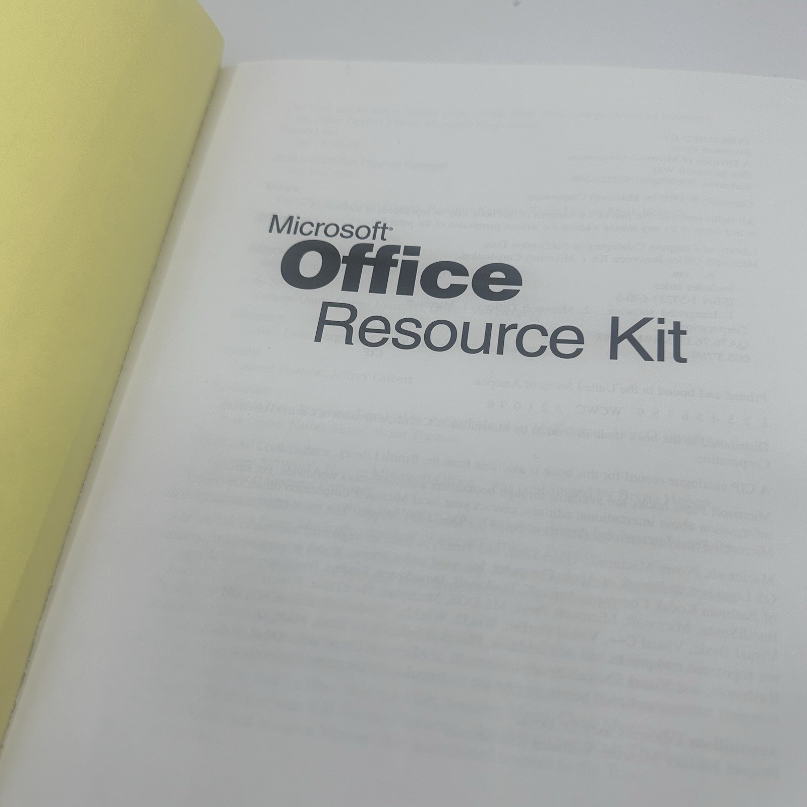 Microsoft Office Resource Kit 1988 With CD