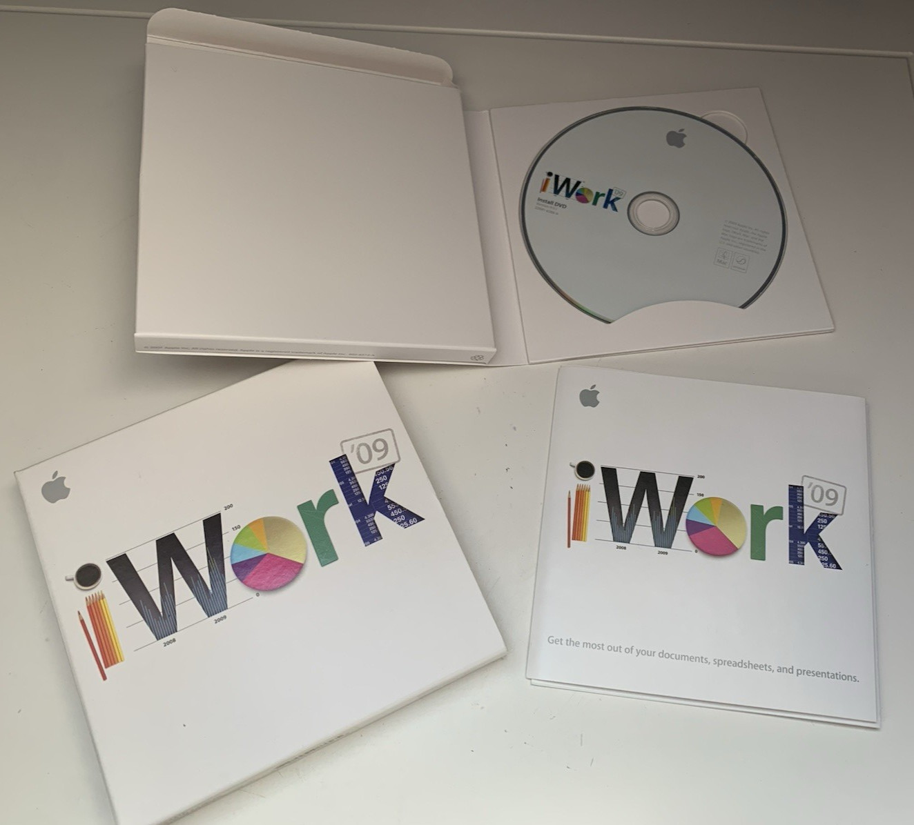 Apple Mac 2009 Software: iWork ’09 – Pages Numbers Keynote – for MB943Z/A