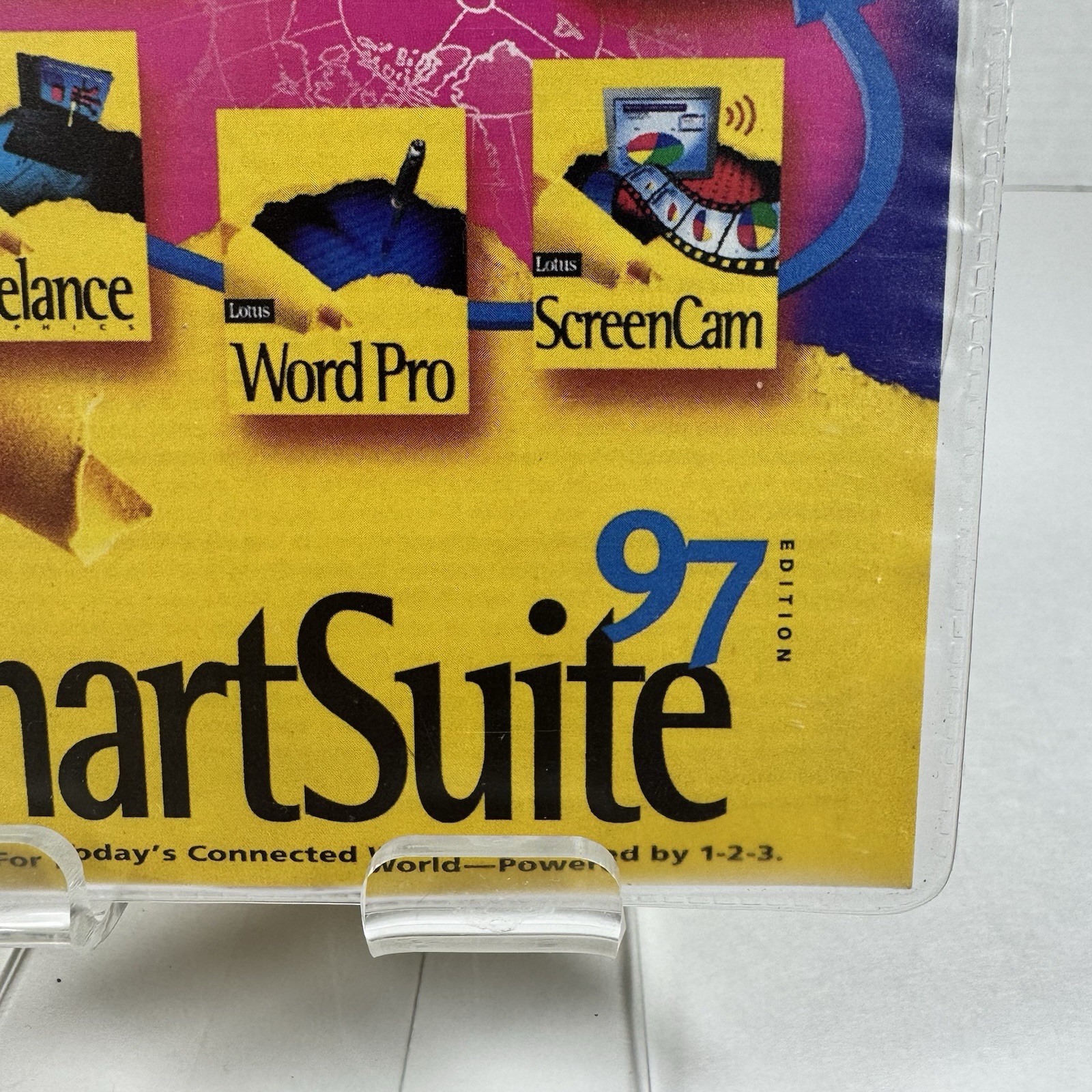 Lotus SmartSuite 97 (WordPro, 123, Organizer, Freelance, Approach) Windows CD