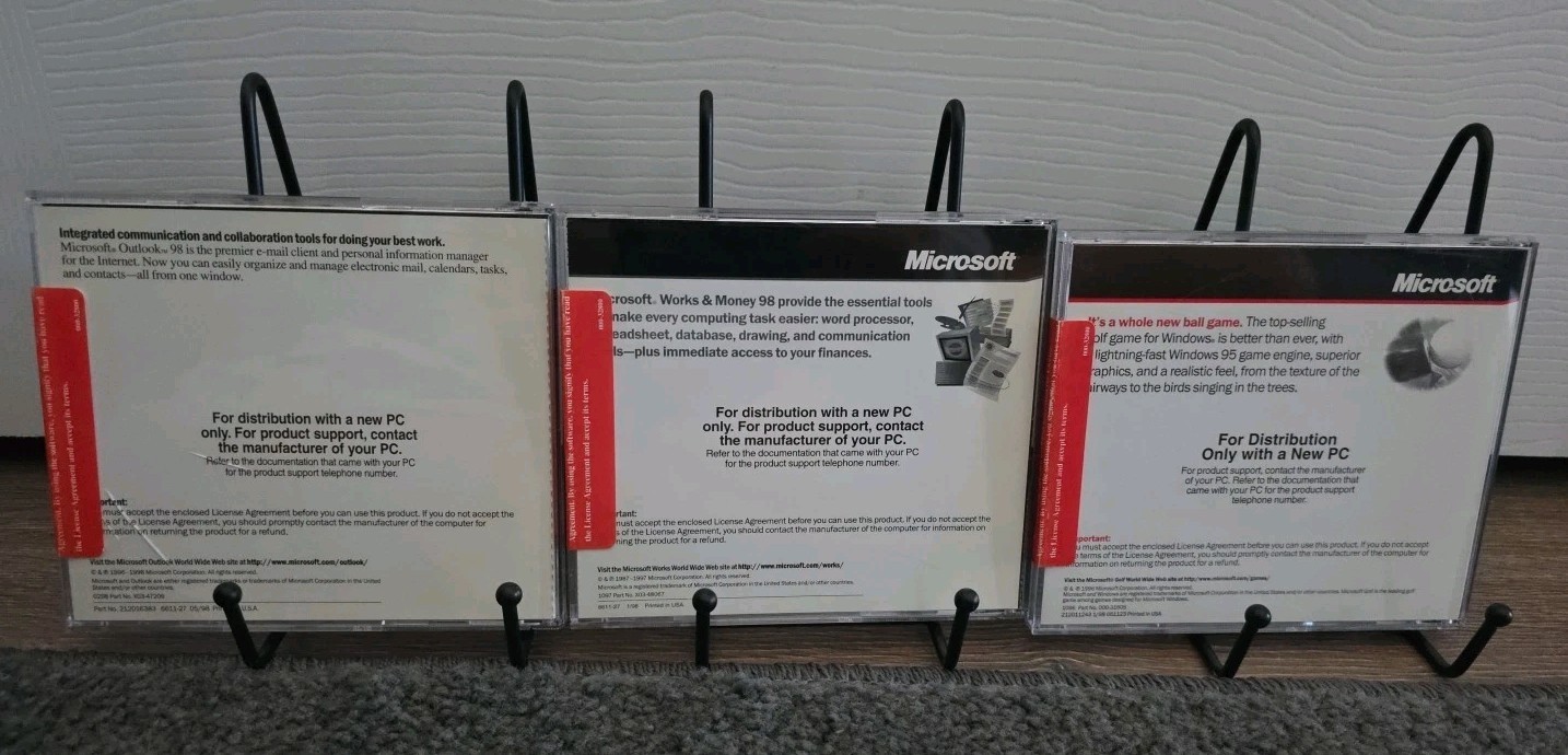 Lot of 3: Microsoft PC CD’s – Outlook 98 + Money 99 + Golf