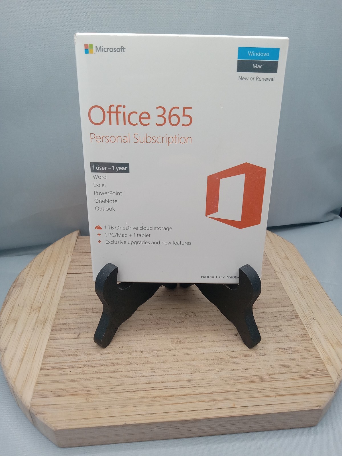 NEW, SEALED! Microsoft 365 Personal, Middle East QQ2-00513 English 1 Year