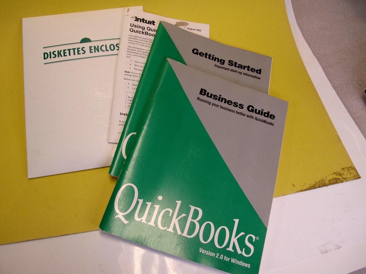 Quickbooks & Quickpay Version2.1 3 1/2 in disks Early QB Vintage