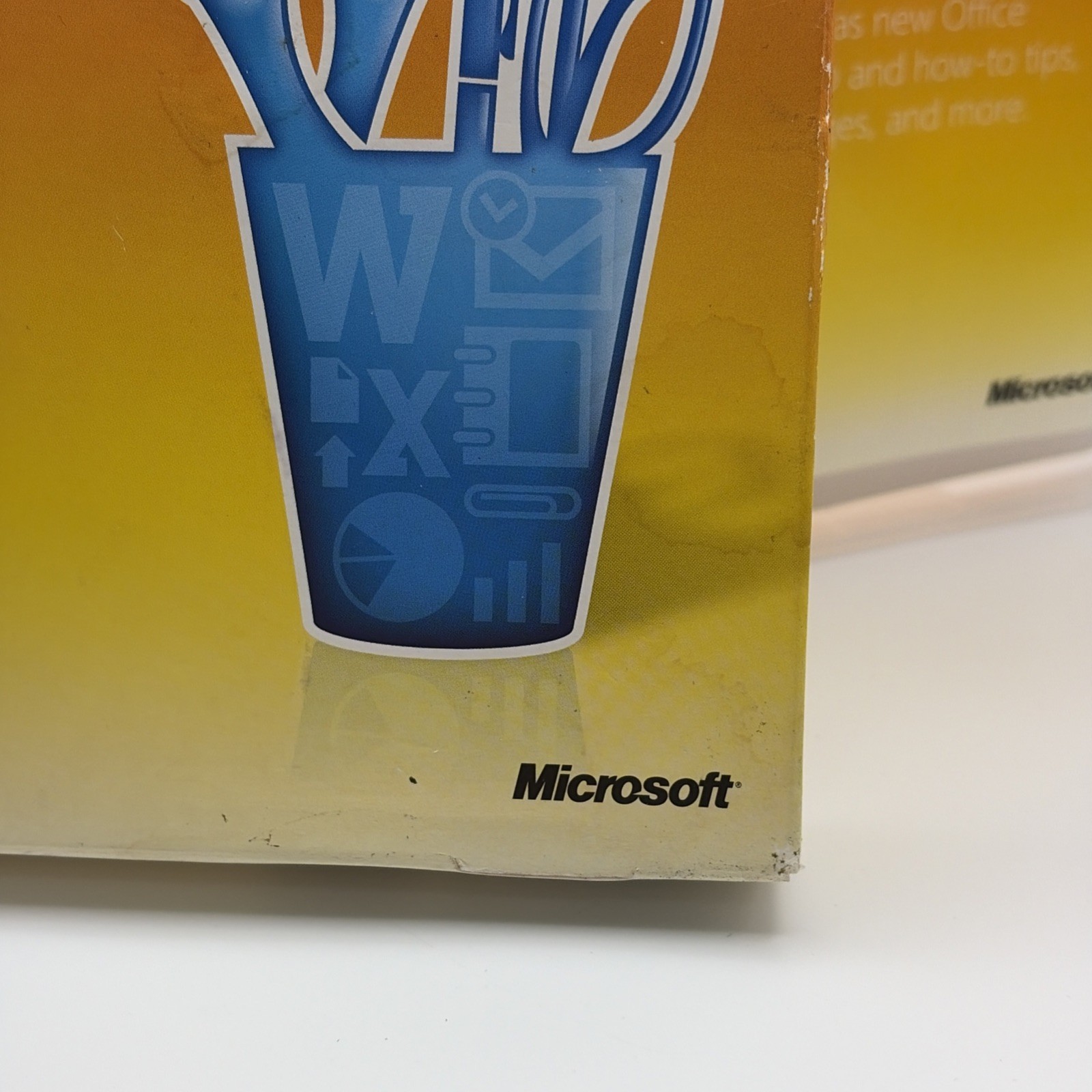 Microsoft Office Home and Business 2010 / Full Retail T5D-00417 / Genuine Key