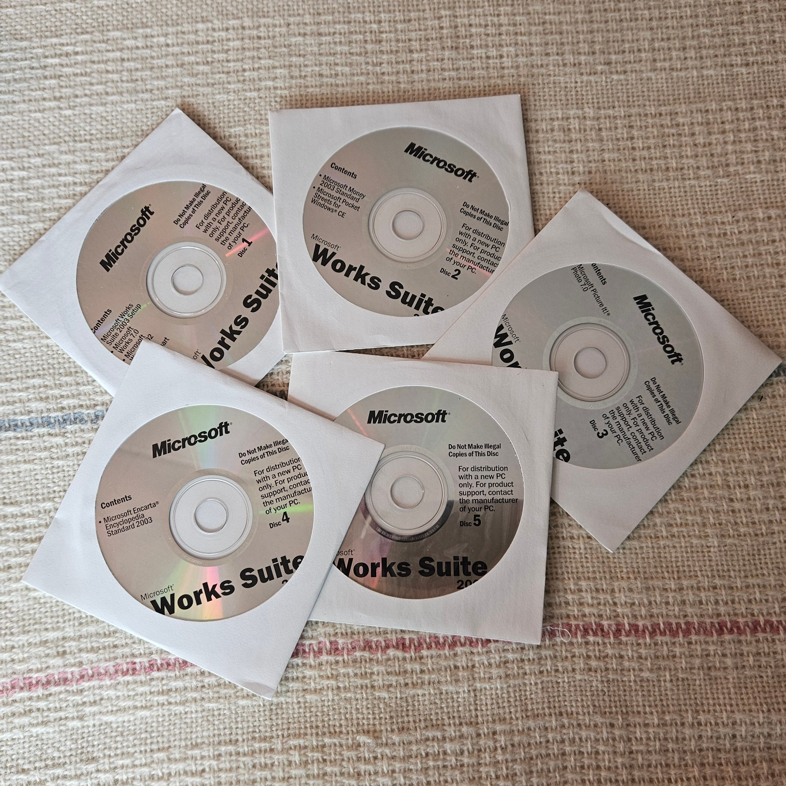 Microsoft Works Suite 2003, Never Used, Box Opened for Photos, w Product Key