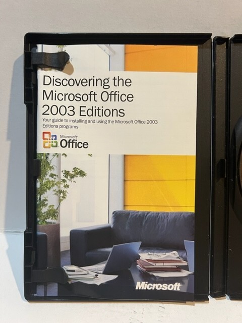 Microsoft Office 2003 Student and Teacher Edition (3 User/s)