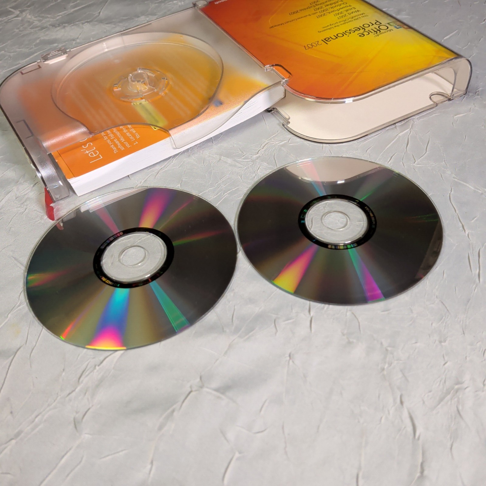 Microsoft Office 2007 Professional Full English Retail Version w/ Product Key