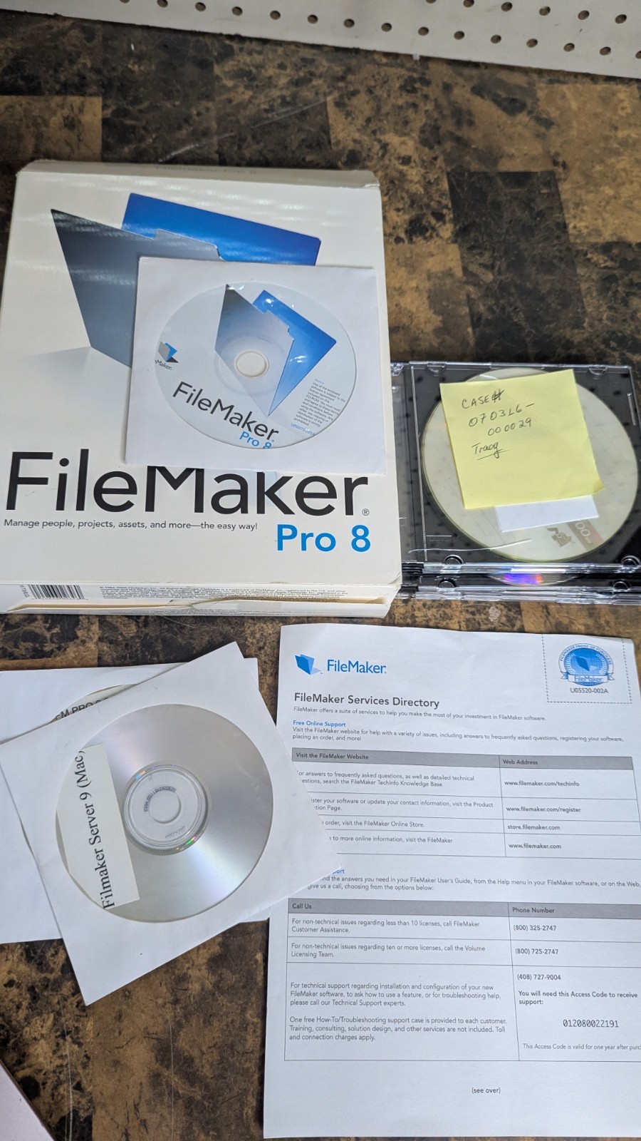 FileMaker Pro 8 With Installation Key – Genuine Authentic & Tested
