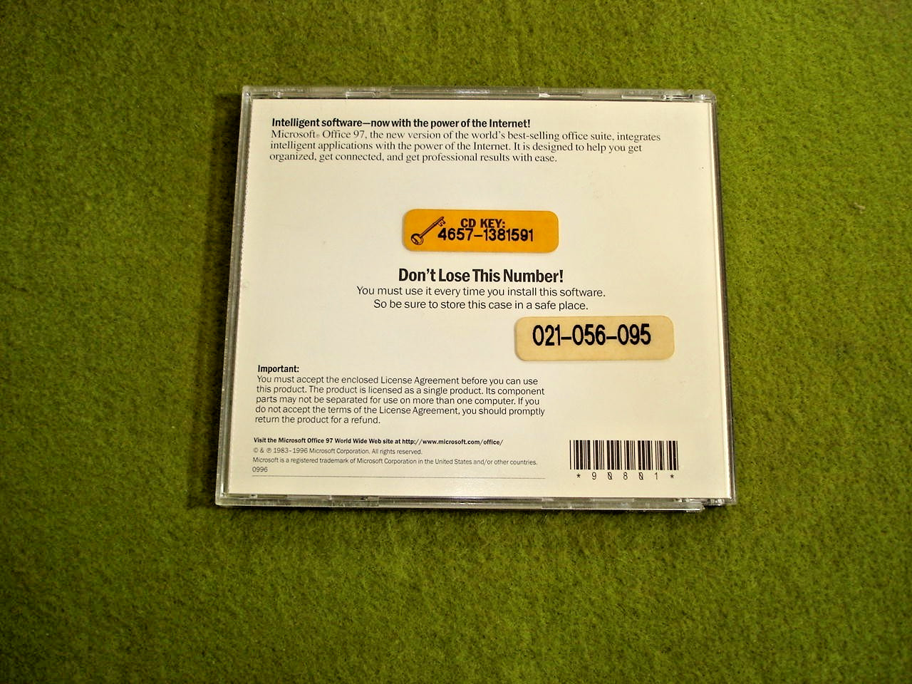 Microsoft Office ’97 Standard Edition CD-ROM with Key