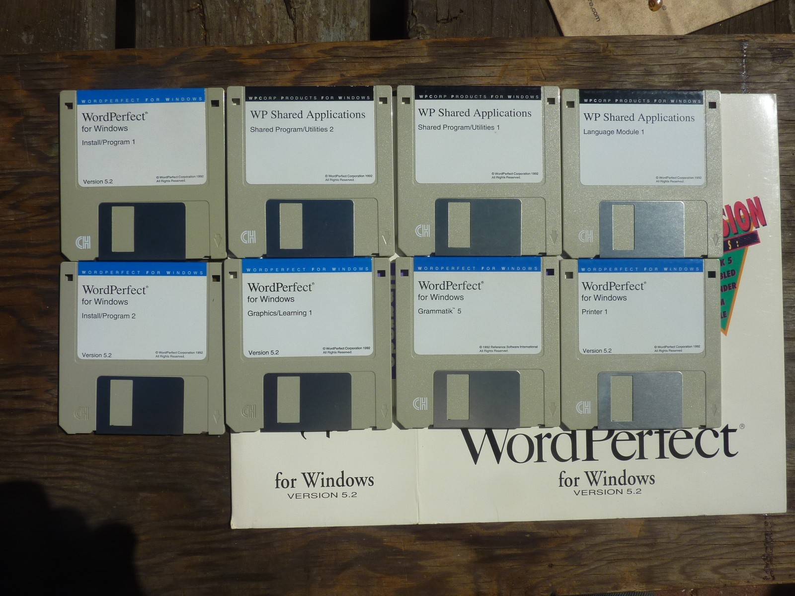 WordPerfect version 5.2 disk lot (8), 1992, 3.5″