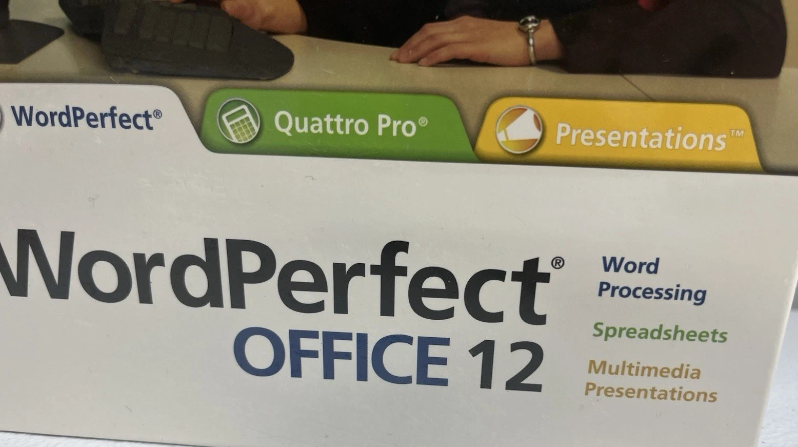 Word Perfect Office 12 Standard Upgrade Quattro Pro Presentations Word + More
