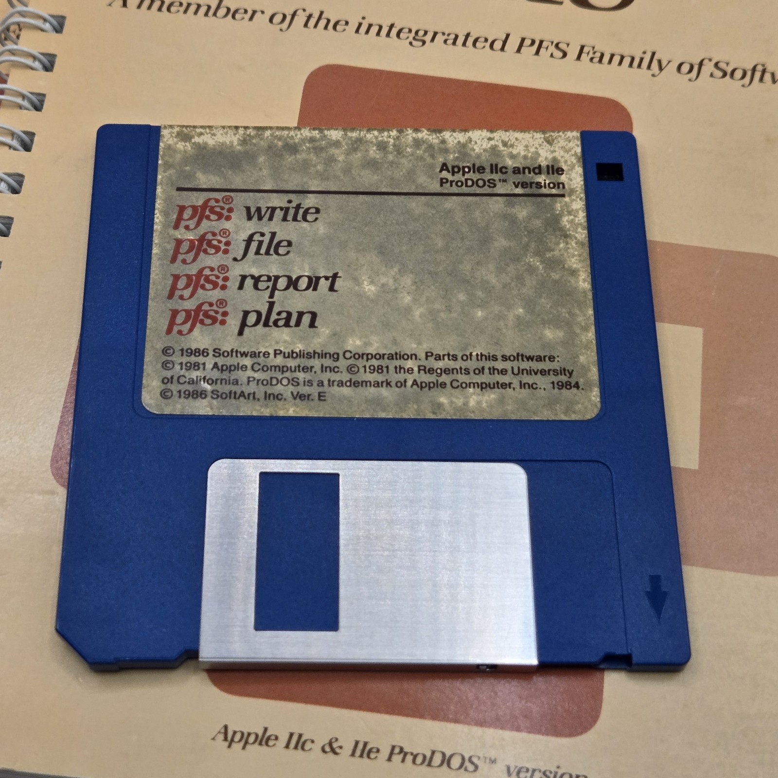 Vintage 1980s PFS: Write File Report Plan Software For Apple IIc/IIe ProDOS