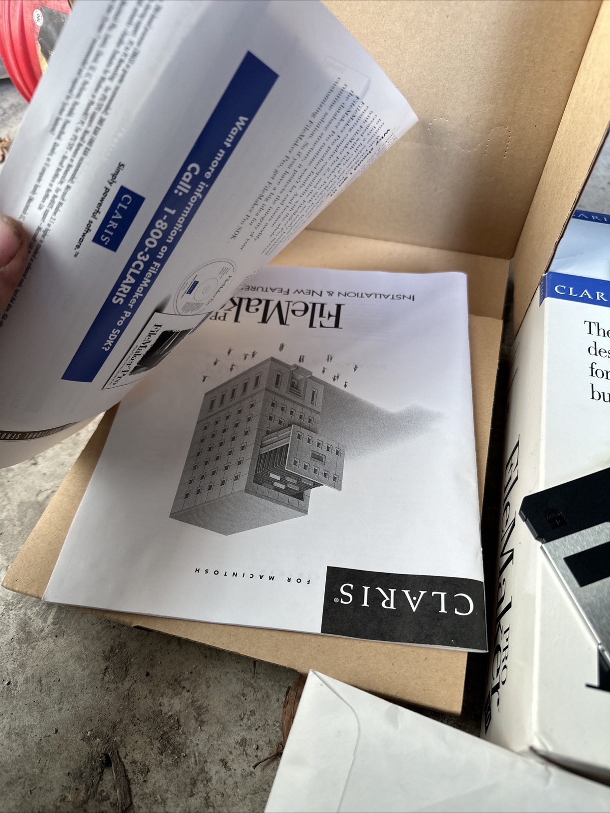 FileMaker Pro 3.0 Vintage PowerPC Mac PPC Macintosh Floppy Version With Manual
