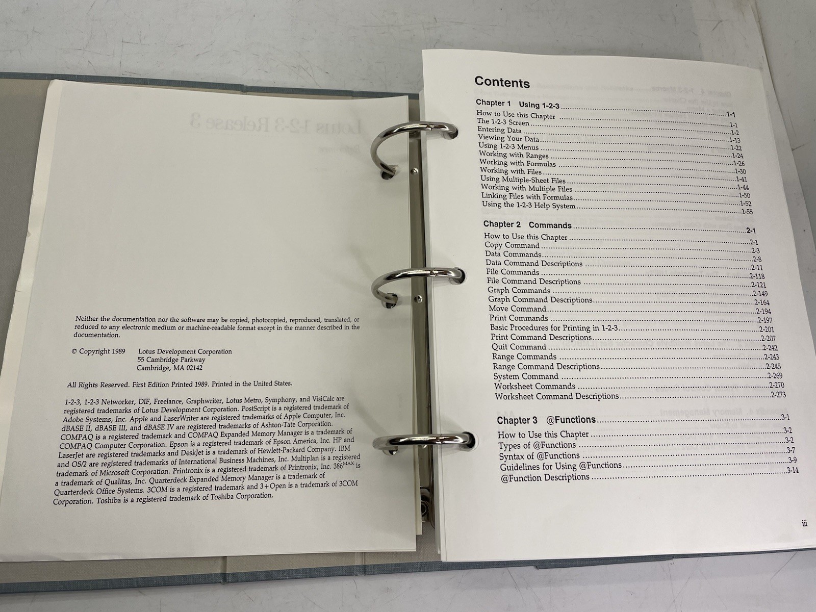Vintage 1989 LOTUS 1-2-3 Release 3 Reference Binder Hard Slip Case Floppy Disks