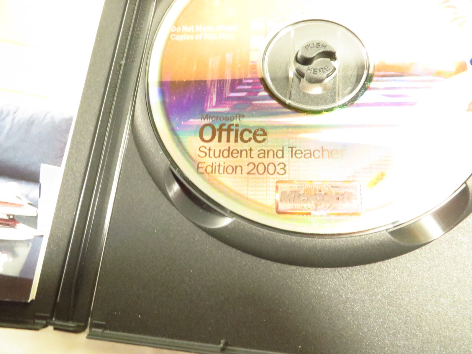 Microsoft Office 2003 Student and Teacher Edition ( w/ Product Key + CD)