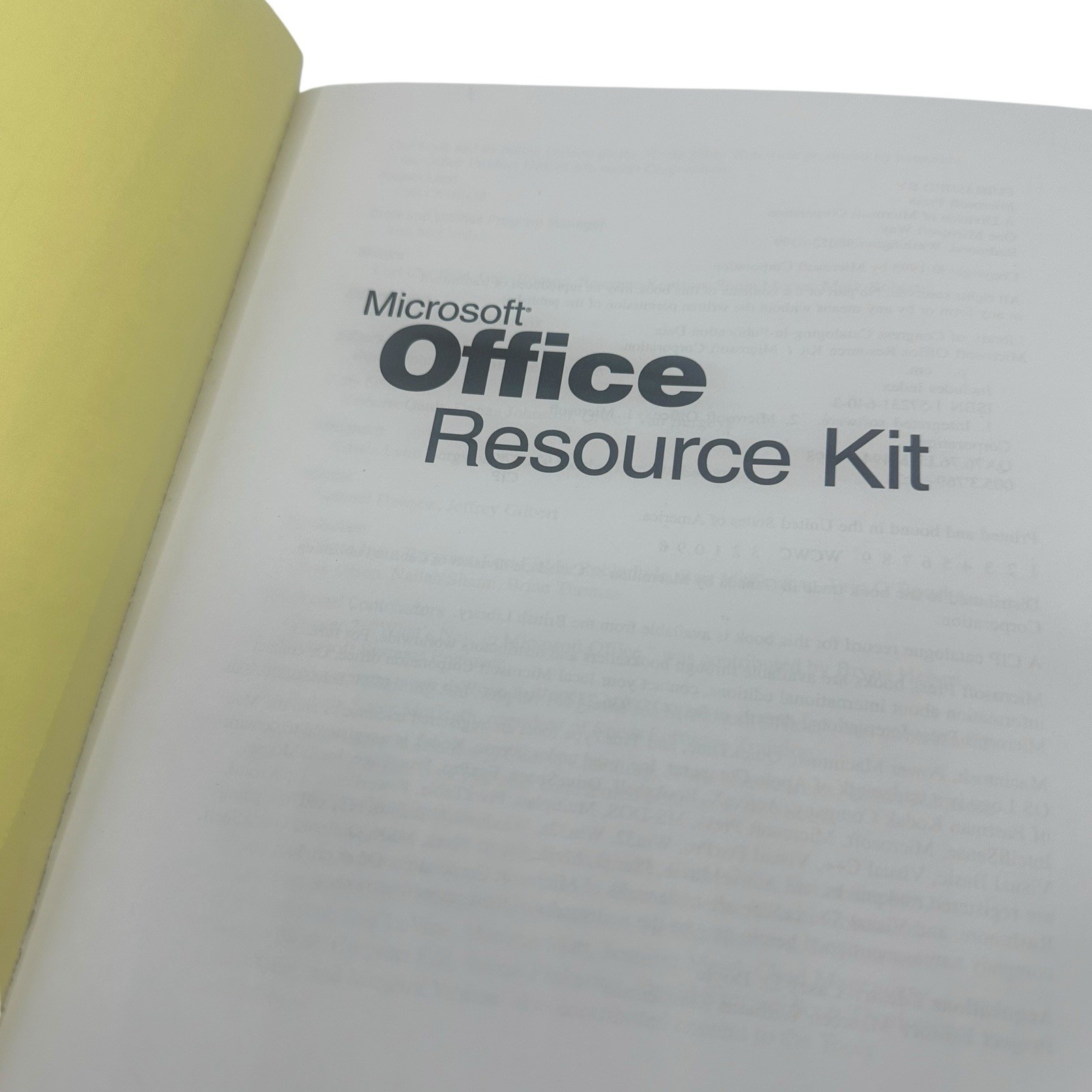 Microsoft Office Resource Kit 1988 With CD