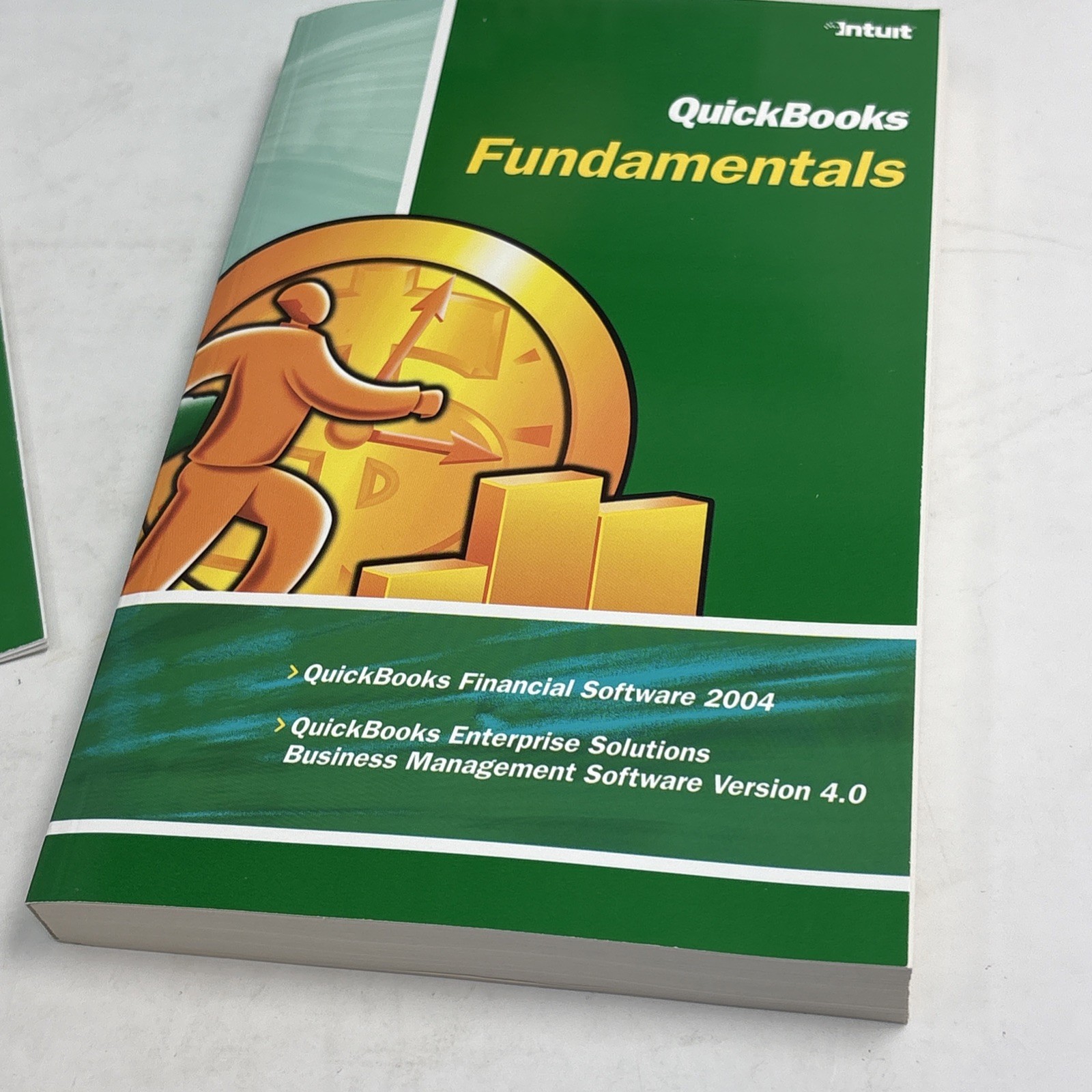 Intuit QuickBooks Pro 2004 with License Key for Windows 98/ME/2000/XP In Box