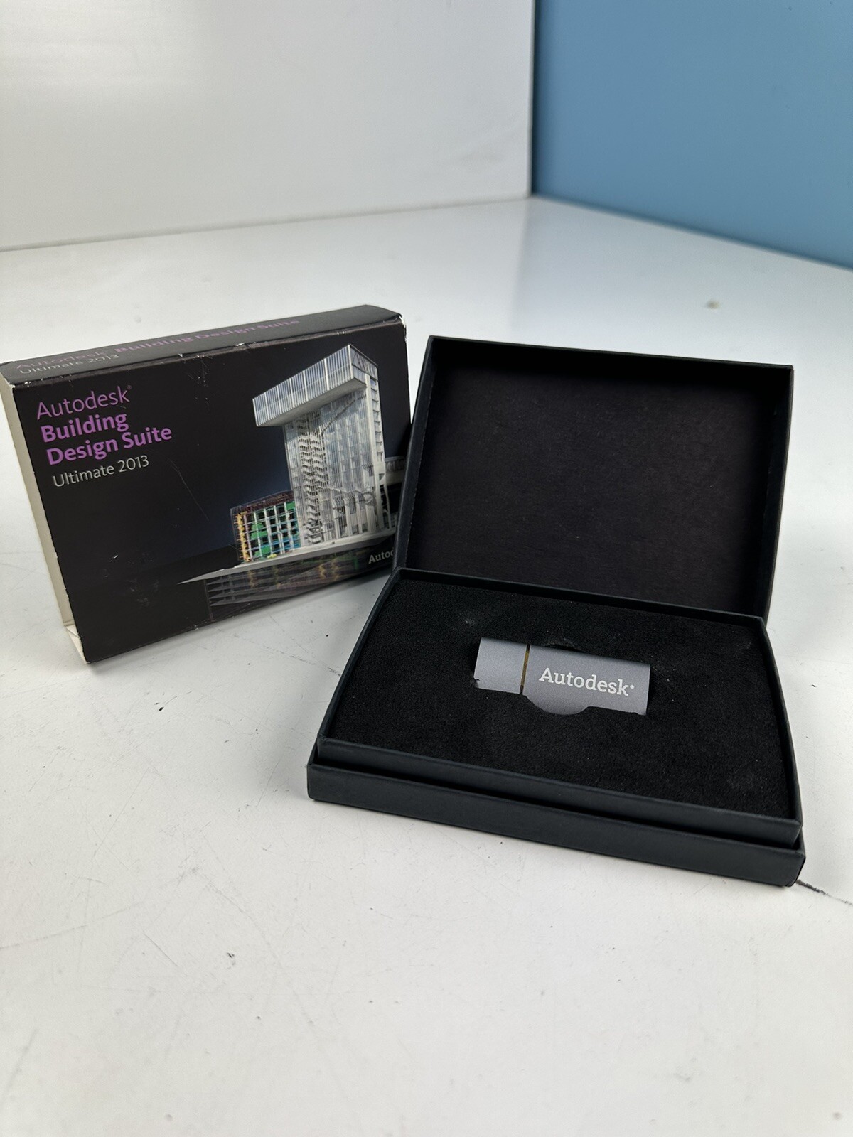 Autodesk Building Design Suite Ultimate 2013 USB FLASH DRIVE