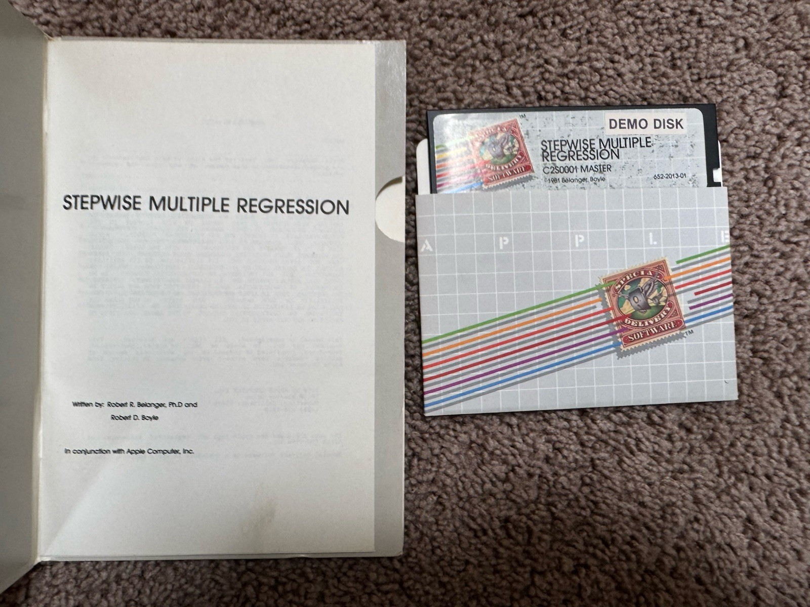 VTG APPLE II RARE DEALER DEMONSTRATION PACKAGE SPECIAL DELIVERY SOFTWARE LOOK