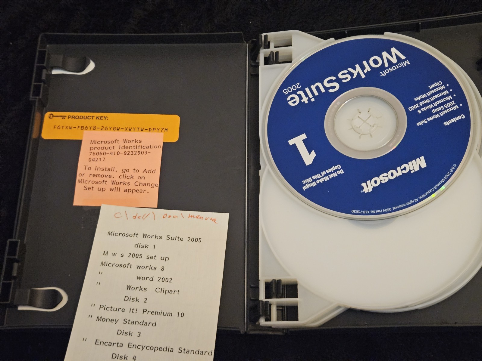 Microsoft Works Suite 2005 CD-ROM –Win 98 / 2000 / XP –No Scratches – W/Product