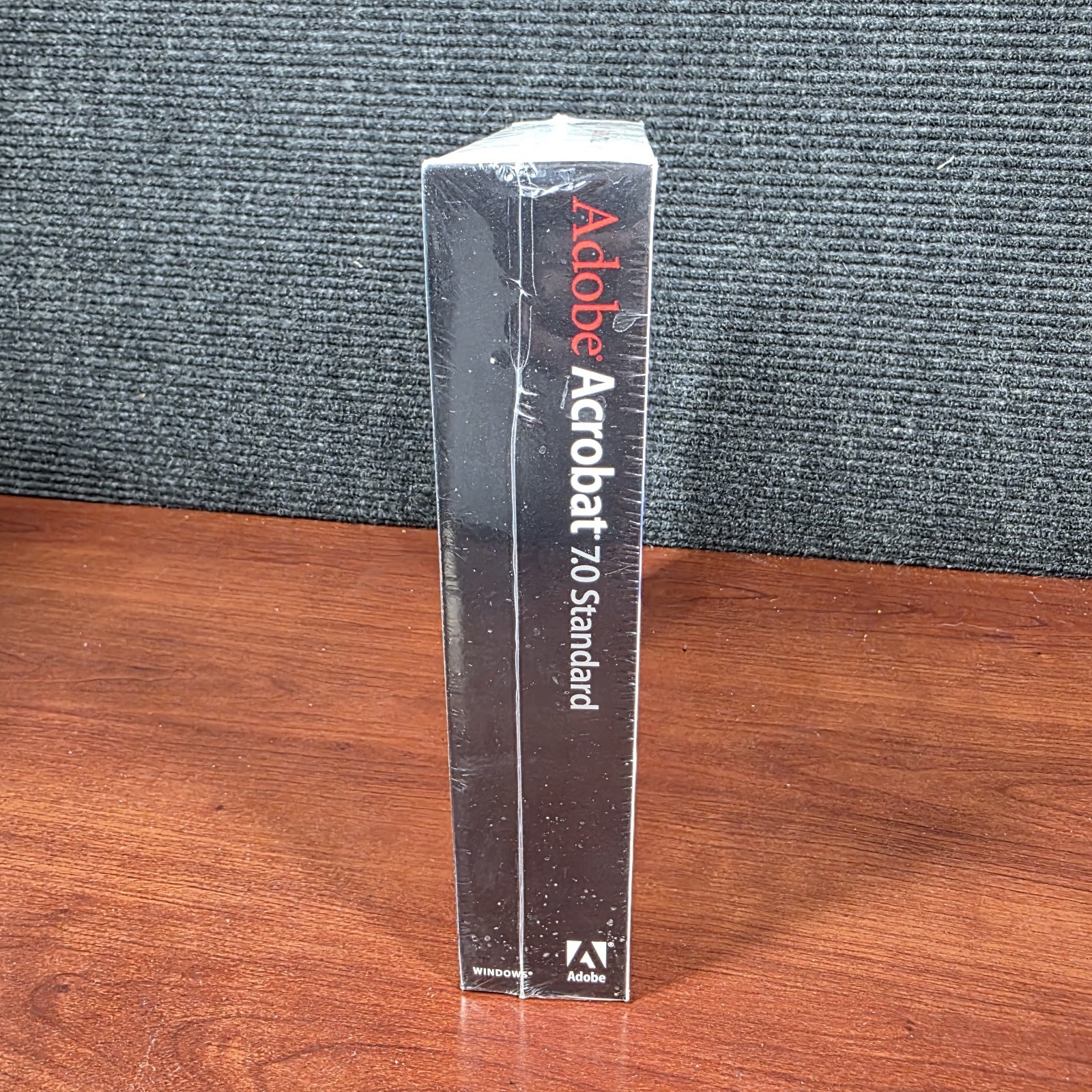 Adobe Acrobat 7.0 Standard Upgrade Windows XP 22001980- NEW & FACTORY SEALED-