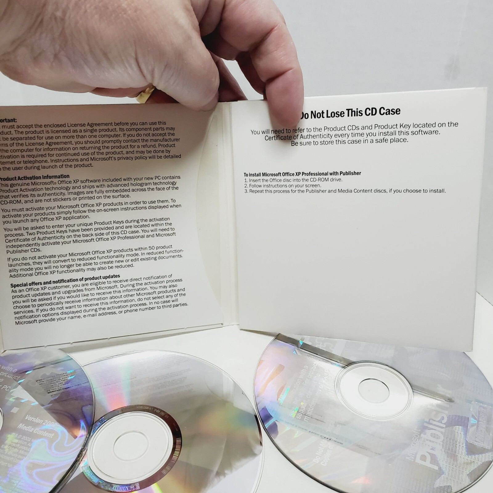 3 Disc Microsoft Office XP Professional + Publisher 2002 Version W/ Product Key