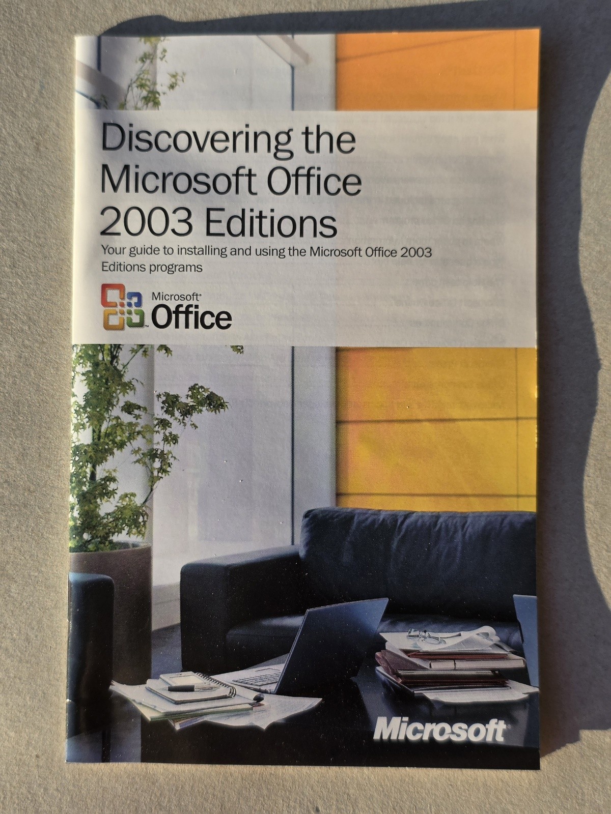 Microsoft Office 2003 Student and Teacher Edition (X09-57993)