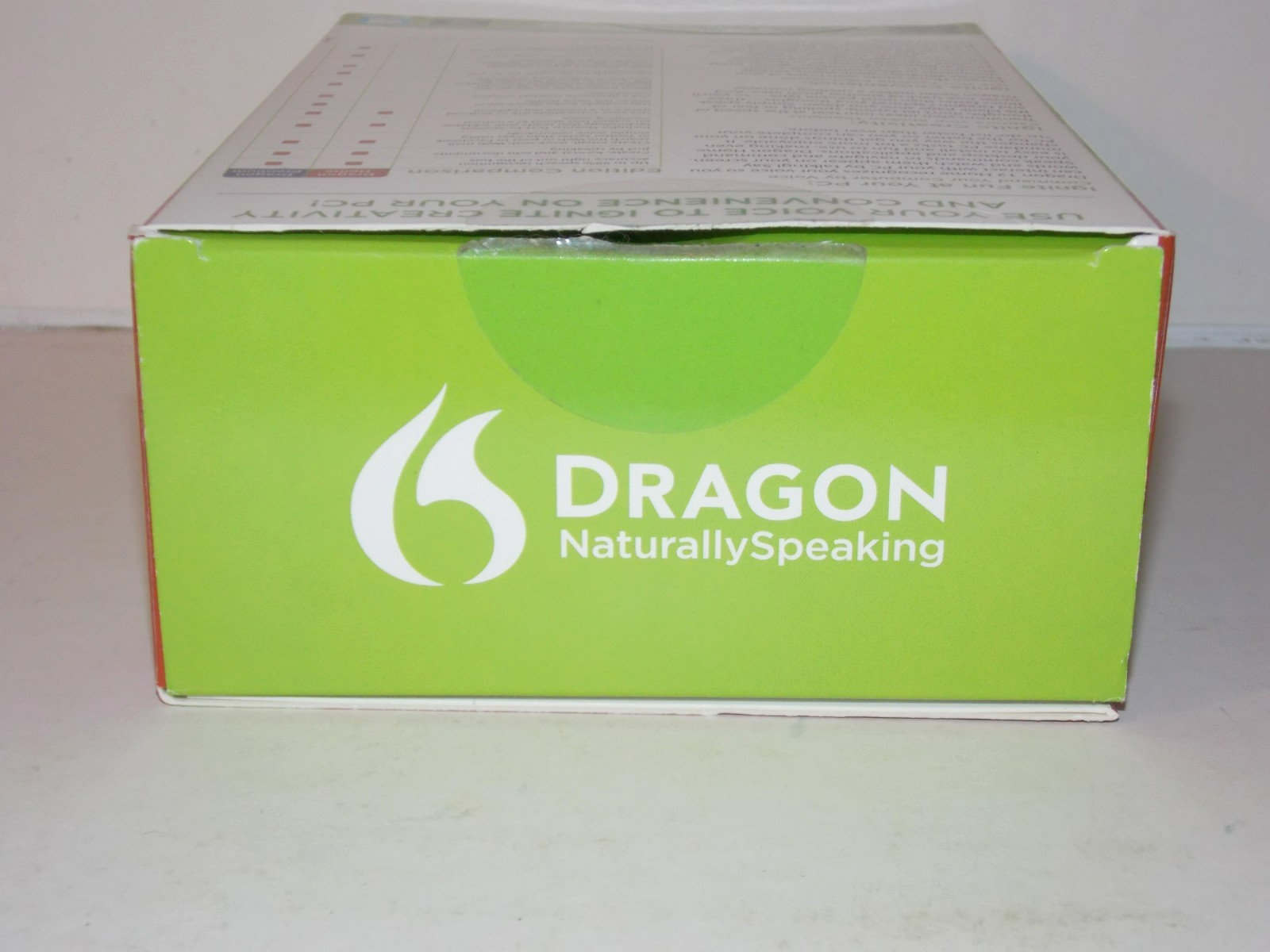NEW Dragon Naturally Speaking 12 Home Edition Speech Recognition Software w/ Mic
