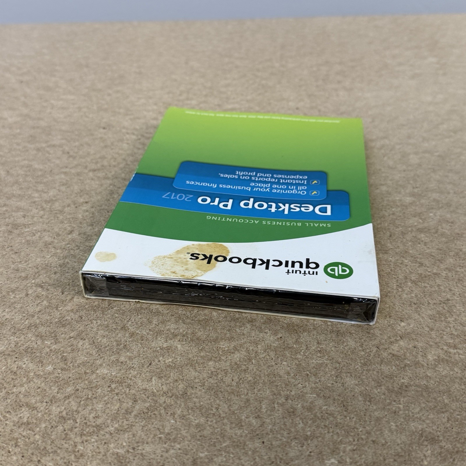 Intuit Quickbooks Desktop Pro 2017 (Windows PC) Small Business Accounting SEALED