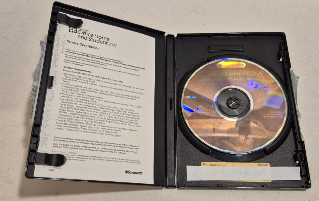 Microsoft Office Home and Student 2007 Service Desk Edition 3 PC Licenses