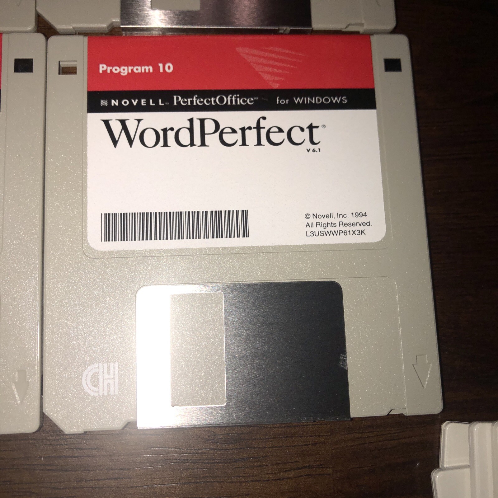 Novell WordPerfect for Windows lot of 11 – 3.5″ HD Diskettes – 1994