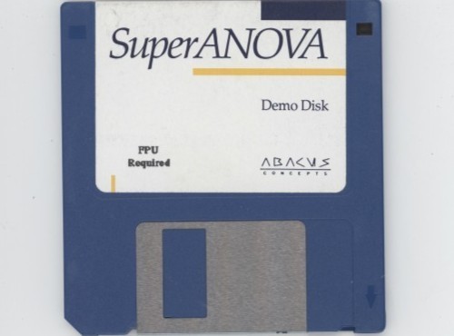 Lot of 2 – ABACUS CONCEPTS 3.5″ Floppy Disks – StatView SE+ and SuperANOVA Demo
