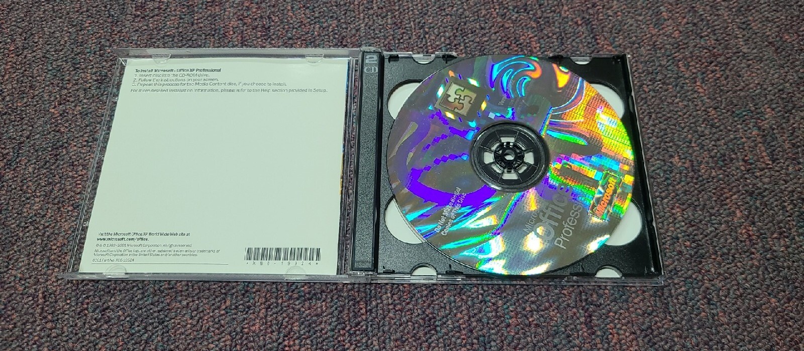 Microsoft Office XP 2002 Professional | 2 CD Set COMPLETE w/ Product Key
