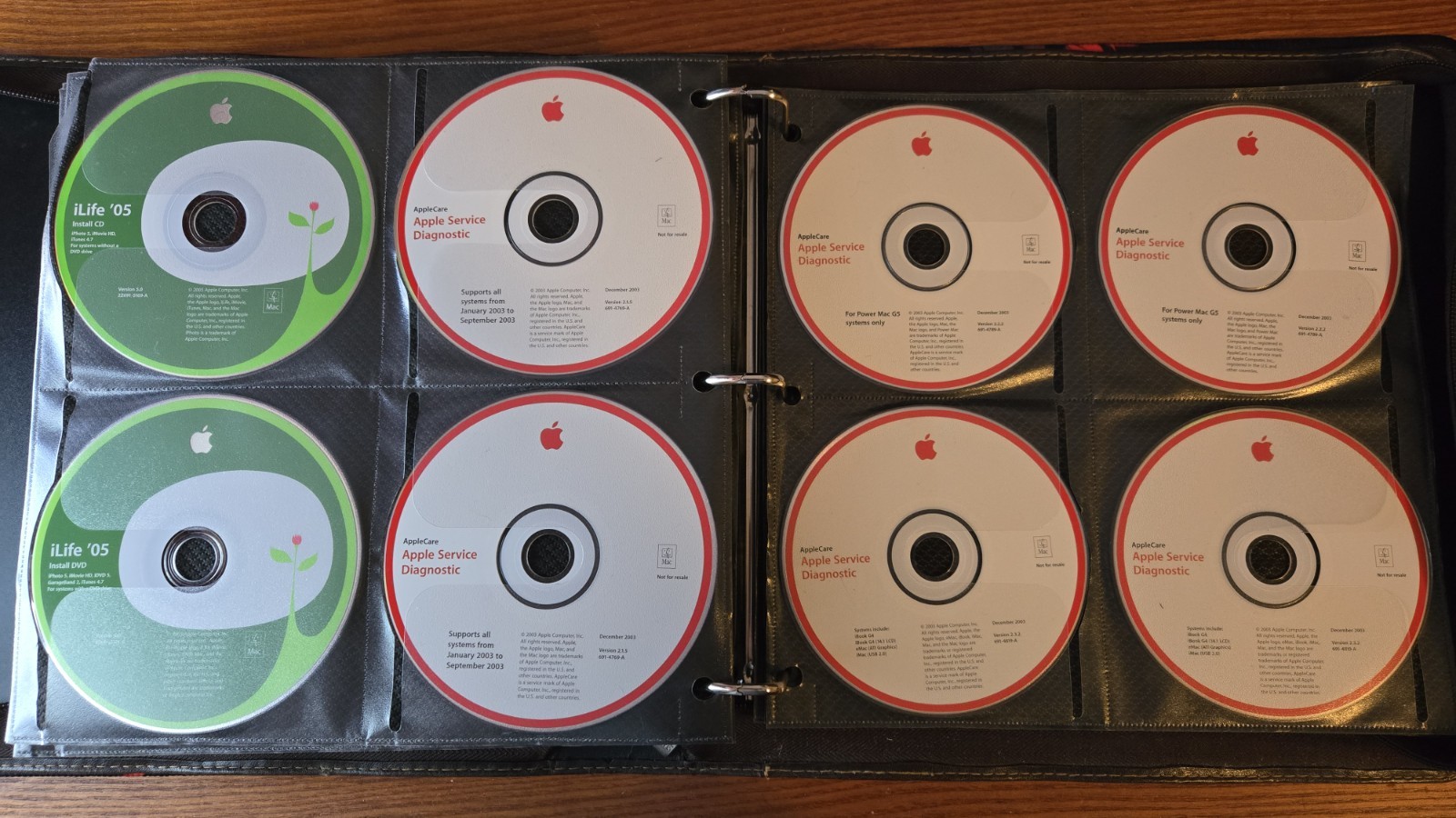 Apple Software Collection. Most Is Apple In-house Only Software. 116 Discs