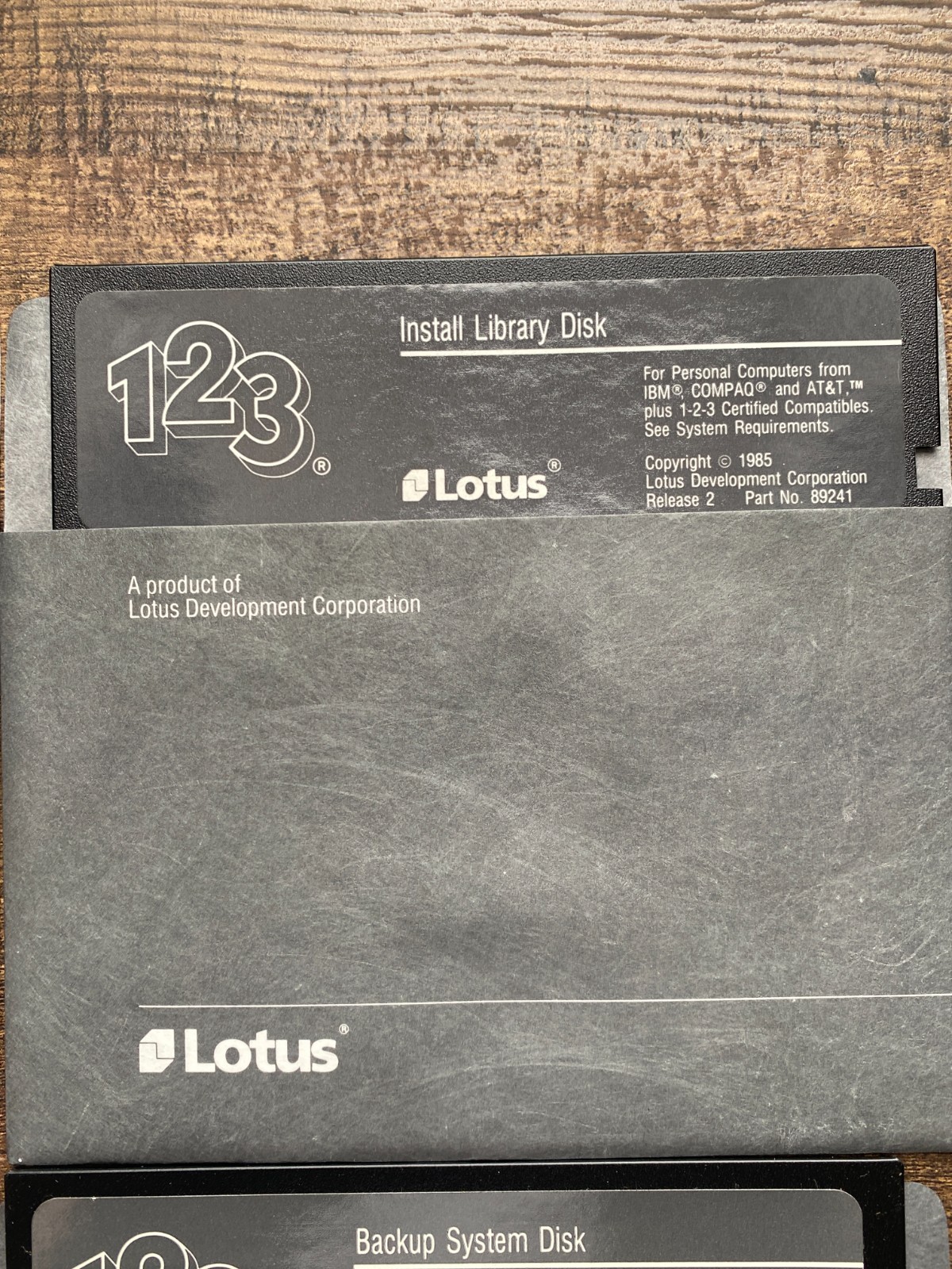 LOTUS 123 1-2-3 Release 2 Reference Manual Quick Guides Disc 1985 -VTG Software