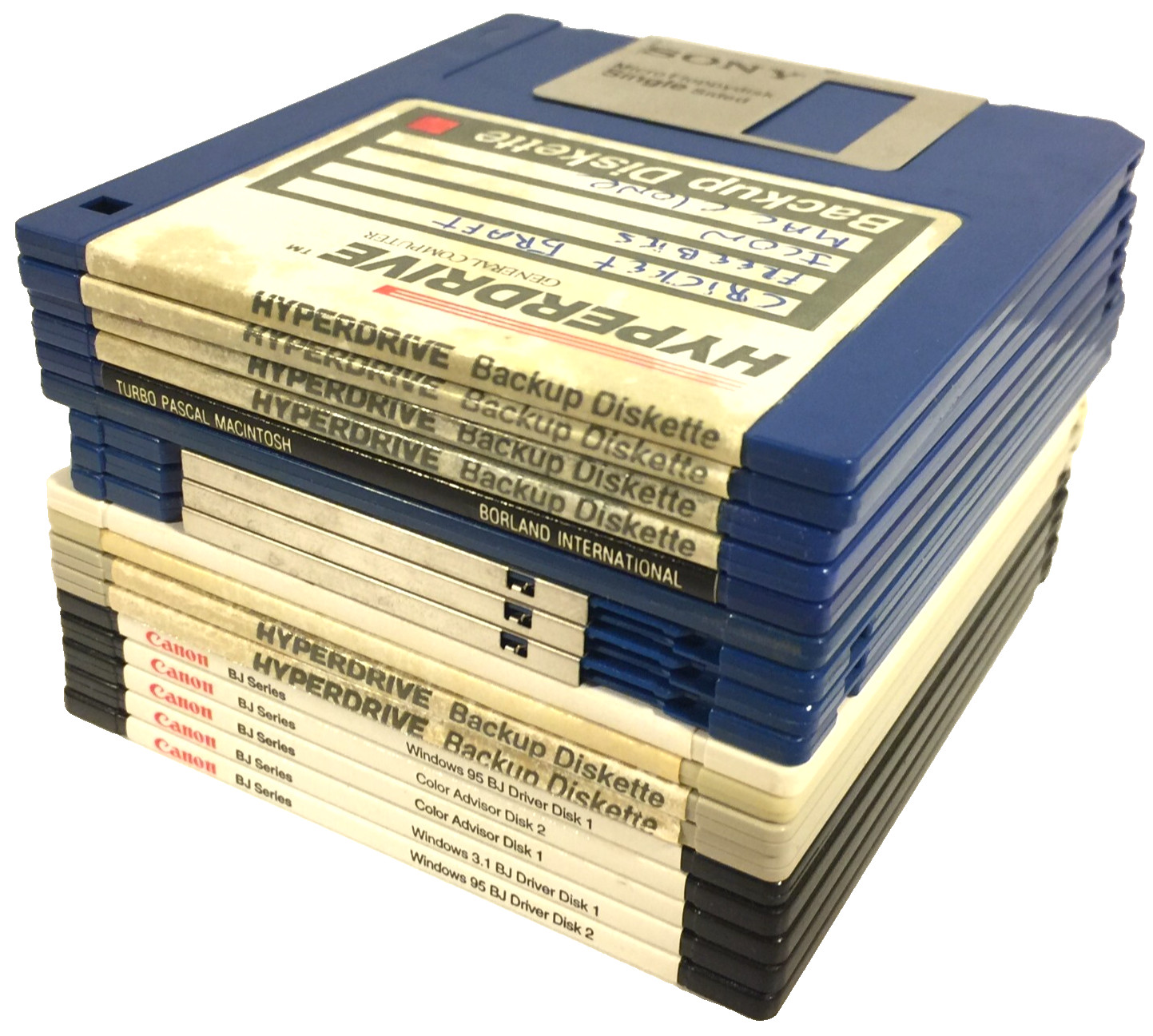 Lot of 18 Various Software Used Floppy Disk 3.5″