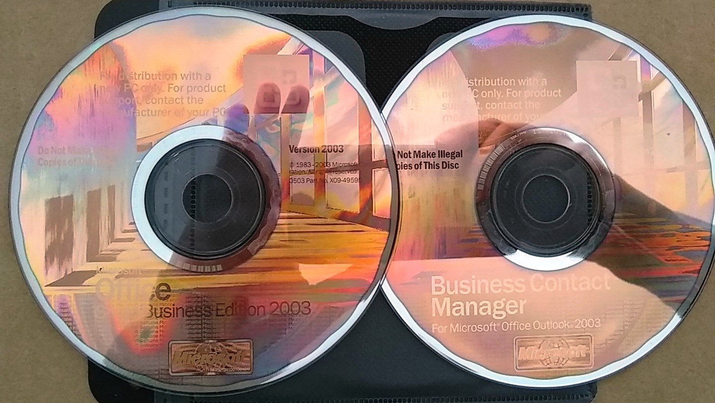 Microsoft Office Small Business 2003 Full Version w/ 5 Keys for 5 Computers