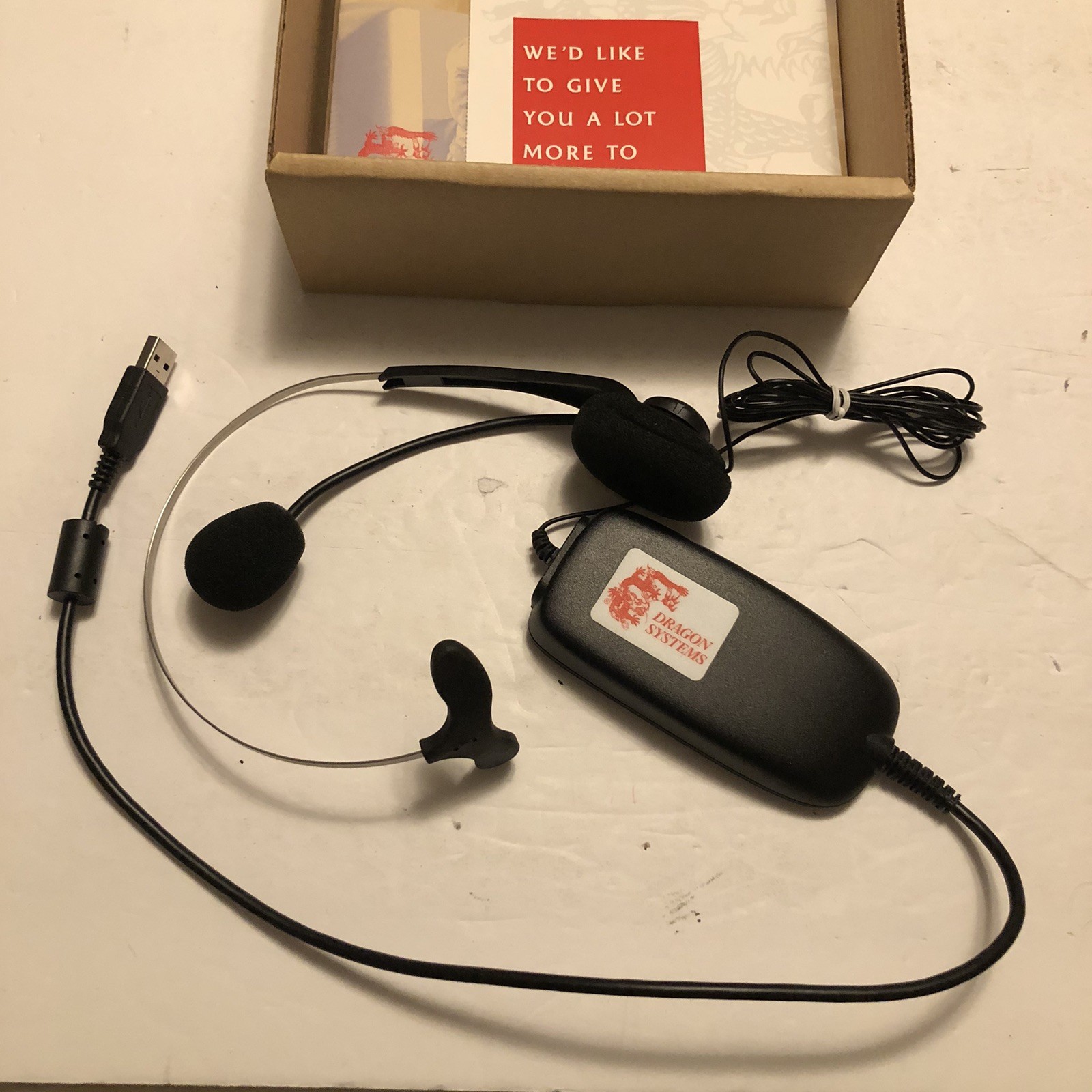 Dragon Naturally Speaking Preferred USB Version 4 Continuous Speech Recognition