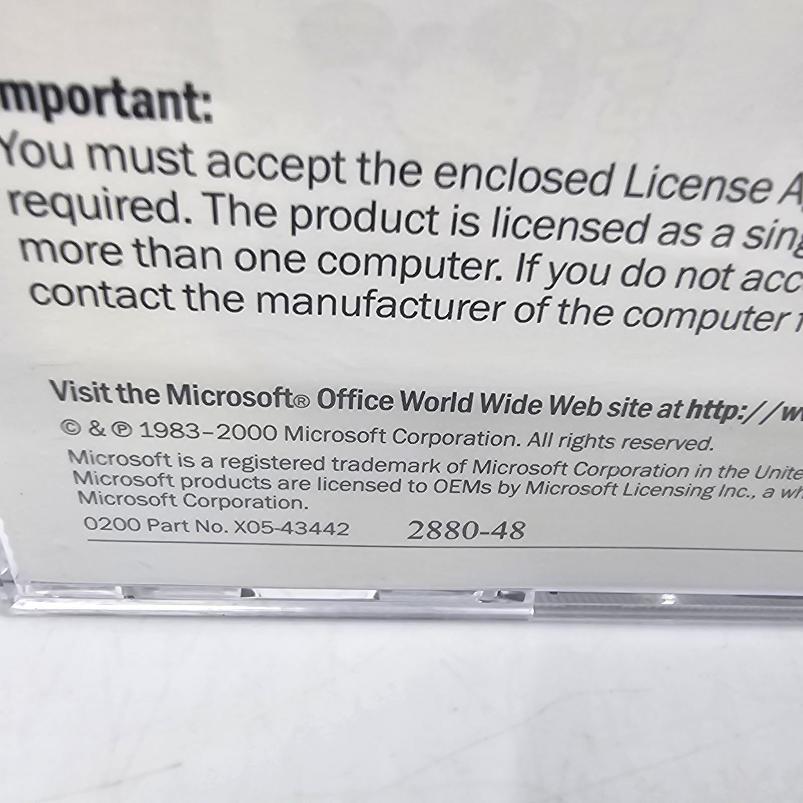 Microsoft Office 2000 Professional PC CD-ROM 2-Disc NO PRODUCT KEY