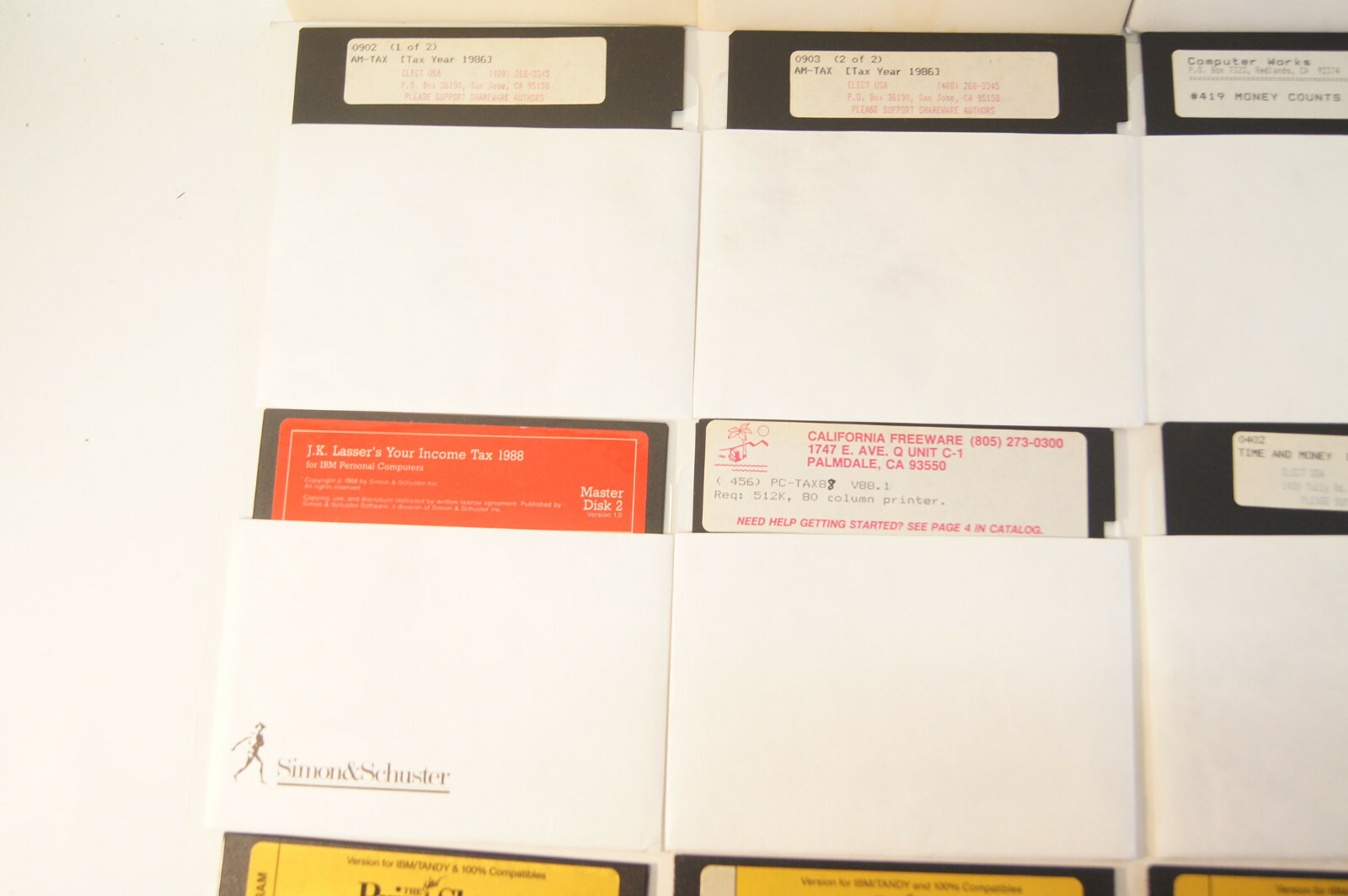 24 Vintage 5.5″ Floppy Discs AMT DOS Accounting Softwarehouse Tax Money Counts