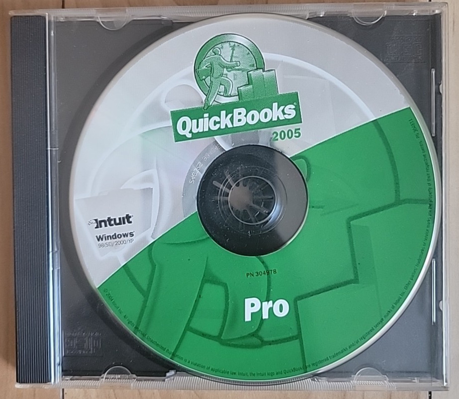 Intuit Quick Books Pro 2005 – CD Software For Win 98/2000/XP with KEY S/N -READ