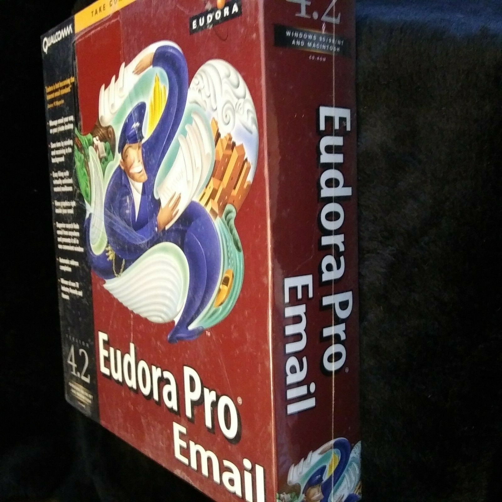 Qualcomm Eudora Pro CommCenter DELUXE VERSION 4.2 windows 95 NT. 1997..